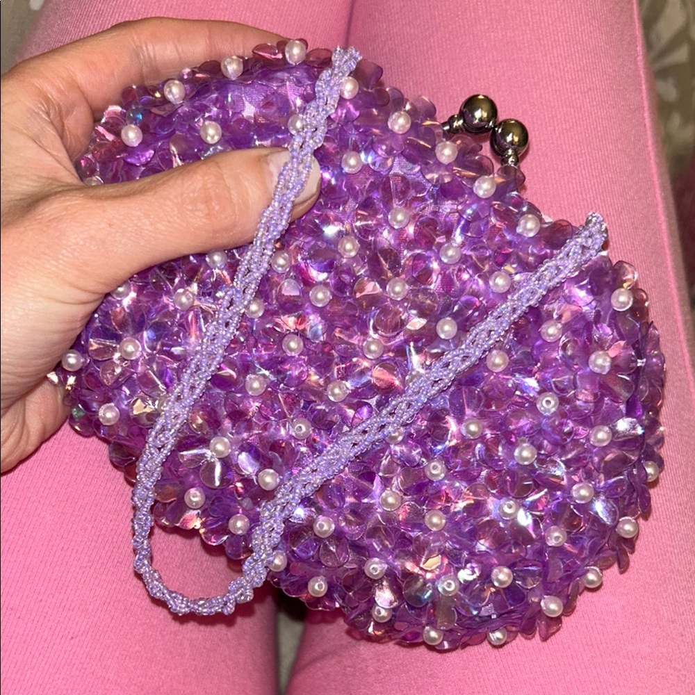 Cache Purple flower Wristlet Sparkly Design